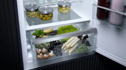 Frigo-Congelatore Miele con luce a LED comoda e sistema NoFrost