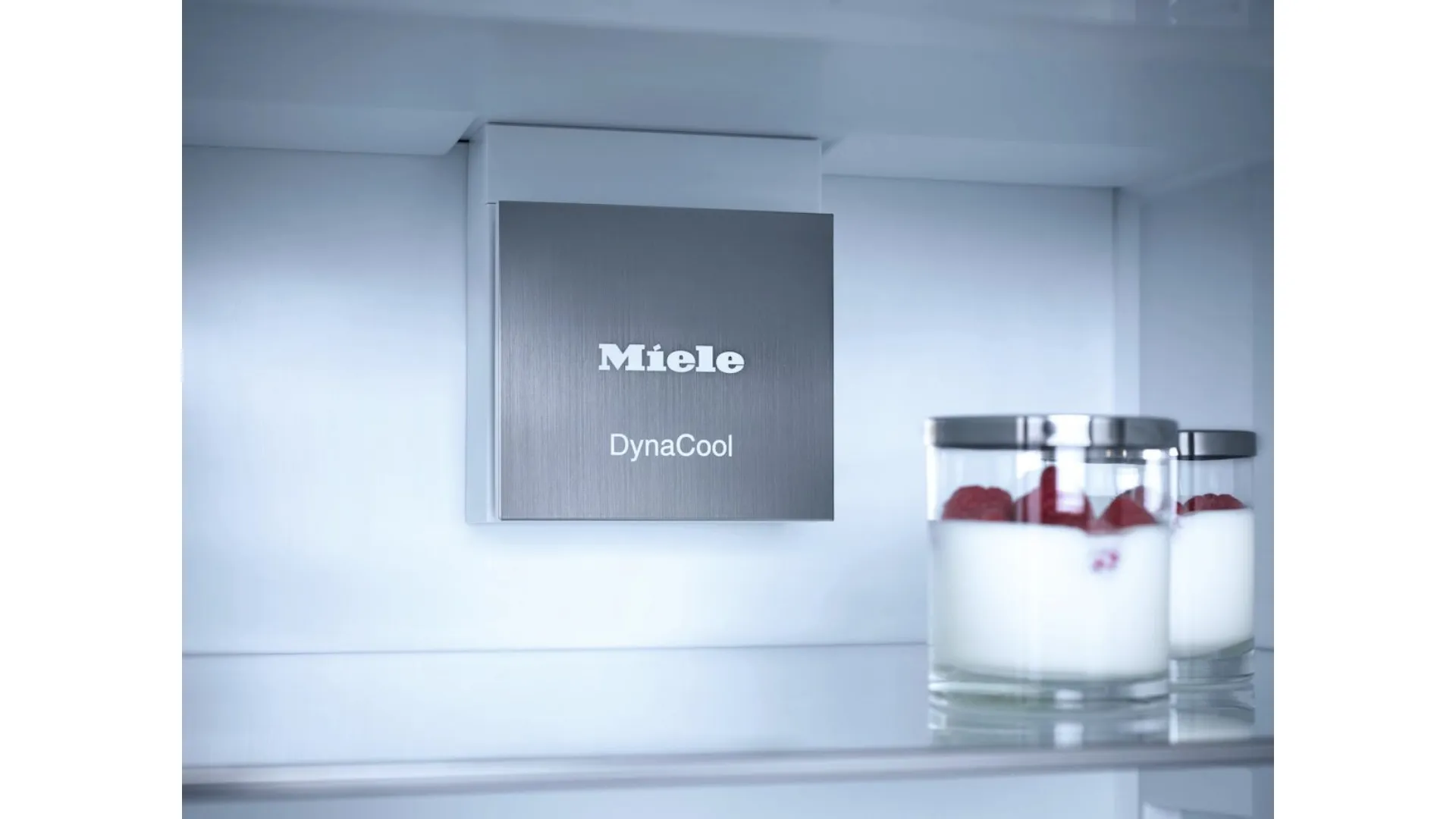 Frigo-Congelatore Miele con luce a LED comoda e sistema NoFrost